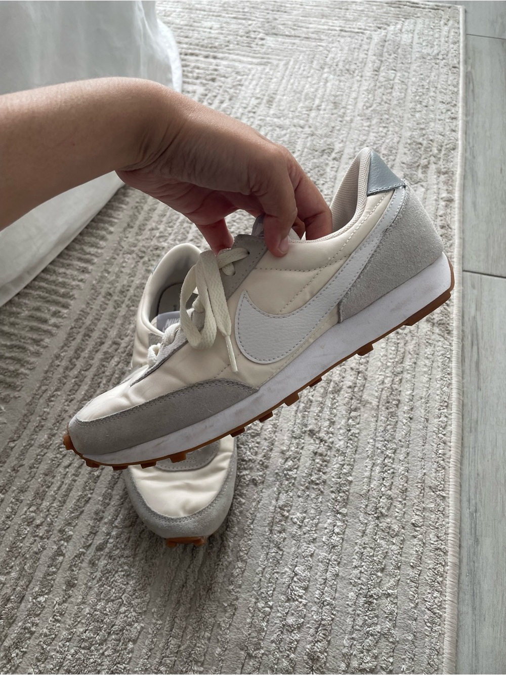 Nike Daybreak 'White Gum' Sneakers - Picture 6 of 10